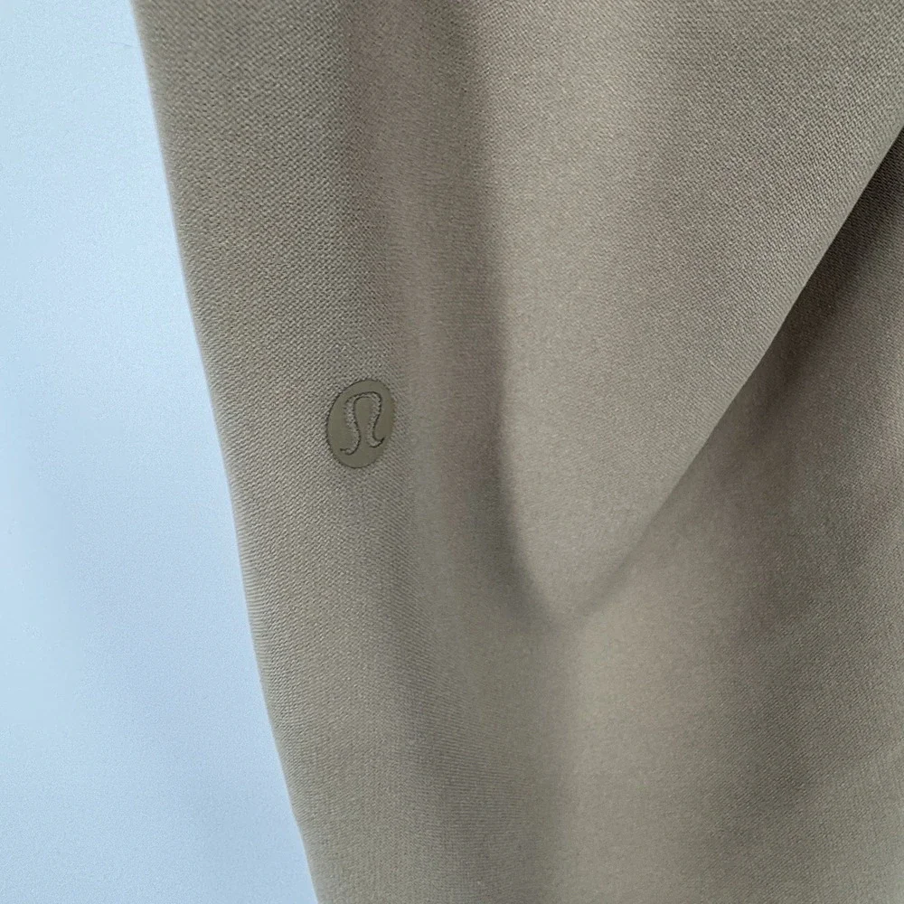 Lululemon‎ On The Fly Crop Pants Size 10 Khaki Woven Drawstring Stretch Casual